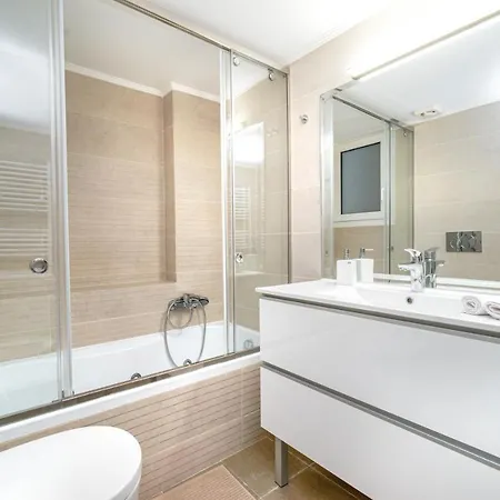 Appartamento Urban Luxury On A Quiet Street In The Center Of Atene